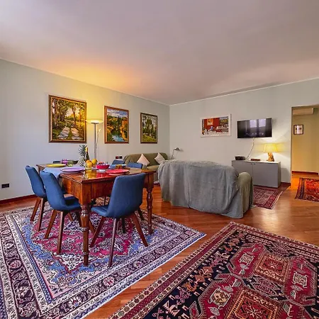 Ancona: 6 Guests By Host Hero