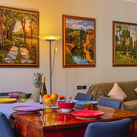 Ancona: 6 Guests By Host Hero * Ankona
