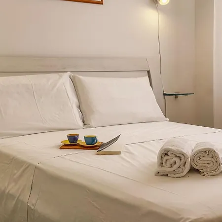 Ancona: 6 Guests By Host Hero Apartament Ankona